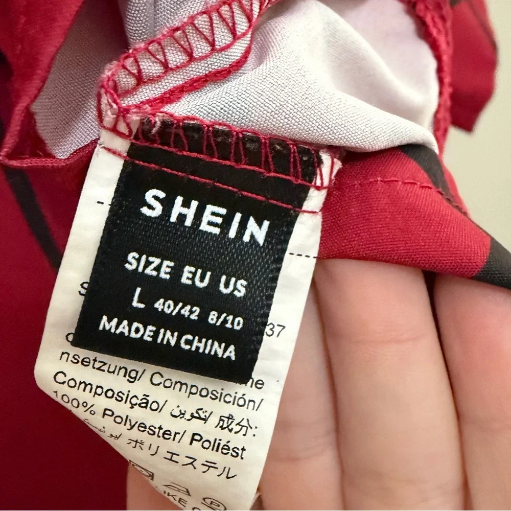 SHEIN Red and Black Geometric Blouse Womens Large Like New - Picture 6 of 7